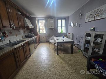 CASA SEMINDIPENDENTE A COLORNO