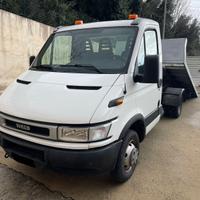 Iveco turbo daily carroattrezzi scarrabile