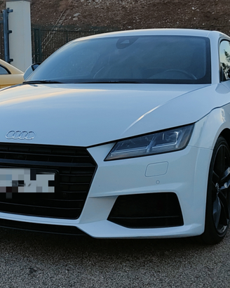Audi TT mk3 S line