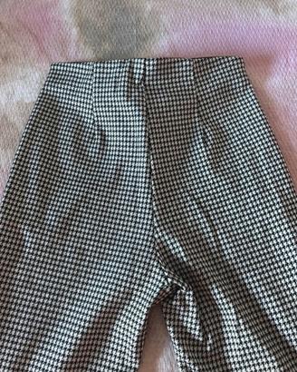 pantalone a zampa