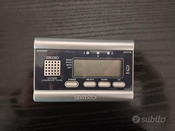 accordatore chitarra e basso 