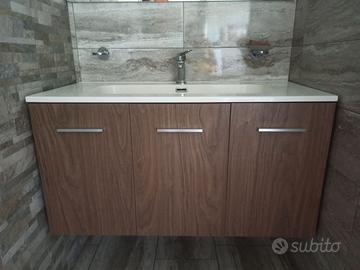 Mobile bagno sospeso