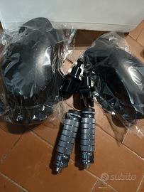 Saponette tuta e pedane moto