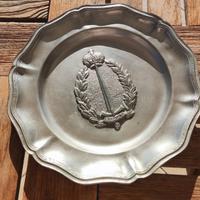 Piatto commemorativo in peltro 95%