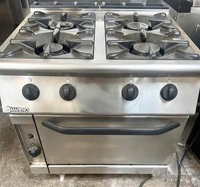 Cucina 4 fuochi con forno
