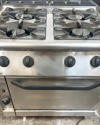 Cucina 4 fuochi con forno