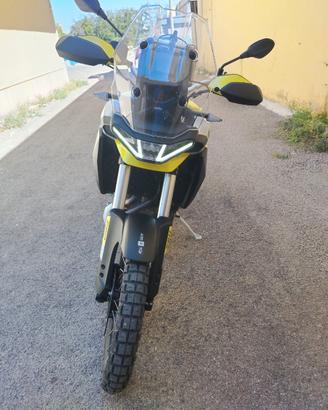 Aprilia Tuareg 660