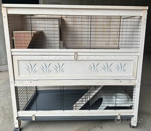 Gabbia per conigli da interno doppia con ruote