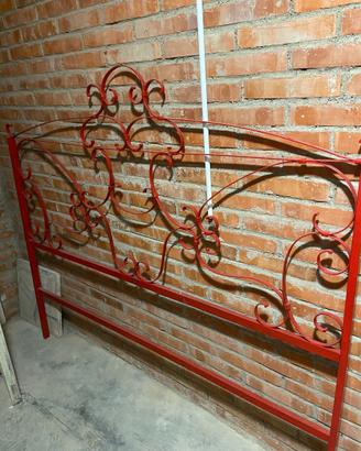 Testata letto matrimoniale