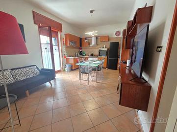 4 LOCALI A NAPOLI