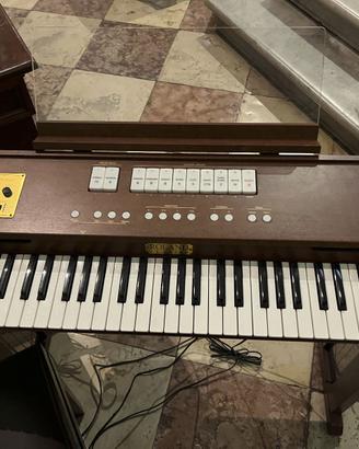 ROLAND C230 Classic