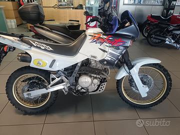 Honda dominator nx 650