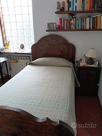 Letto legno massiccio realizzato da un falegname
