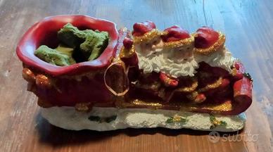 Slittino decorativo 3 Babbo Natale contenitore