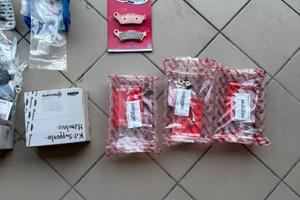 Vari accessori motocross