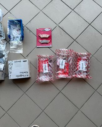 Vari accessori motocross