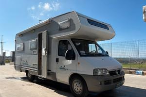 Camper mansardato prezzo trattabile