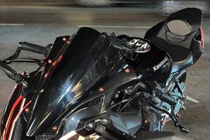 Kawasaki ninja zx-4r