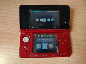 Nintendo 3DS con custodia