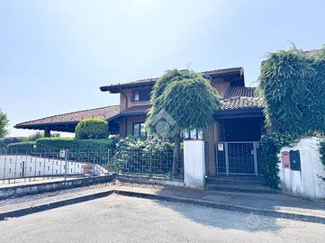 VILLA SINGOLA A NOVIGLIO