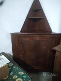 Mobile ad angolo in legno