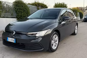 volkswagen GOLF  VIII 1.0 TSI