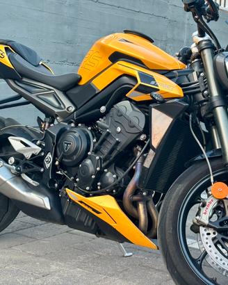 Street Triple RS (ribasso fino al 7/8)