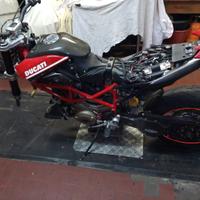 Ducati hypermotard 1100