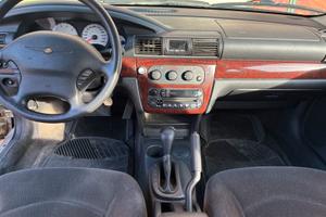Chrysler SEBRING 2.7 V6 24V cat LX