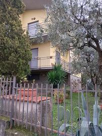 Semi-indipendente con giardino