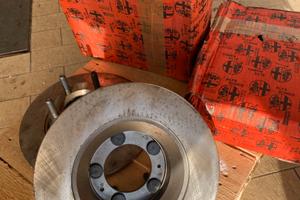 Dischi freni anteriori alfa romeo 75