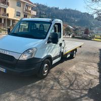 Iveco daily carroattrezzi