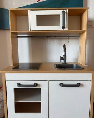 Cucina Ikea per bambini