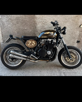 Honda 750 cc. Cafe race