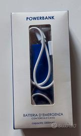 Powerbank con torcia e cavo