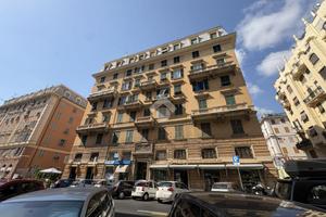5 LOCALI A GENOVA