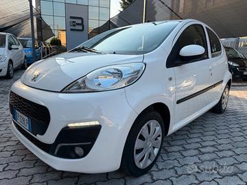 Peugeot 107 5 Porte 107 5p 1.0 12v Urban Move PRON