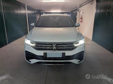 Tiguan 2.0 TDI R-LINE DSG