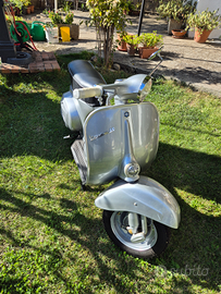 Vespa 50 N faro tondo