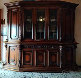 Credenza con vetrina 