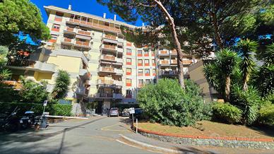 5 LOCALI A GENOVA