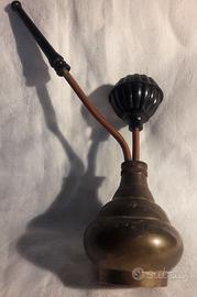 Pipa antica orientale in ottone