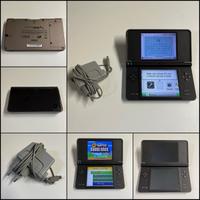 NINTENDO DSI XL NERA CON CARICATORE FUNZIONANTE