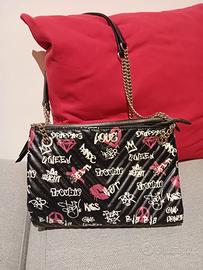 Borsa donna nera con scritte molto bella