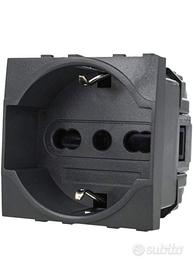 SANDASDON SD81400 Presa Schuko 2P+T 16A Nero