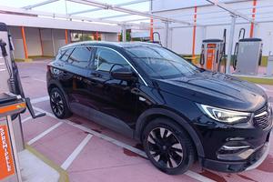 Opel Grandalnd x