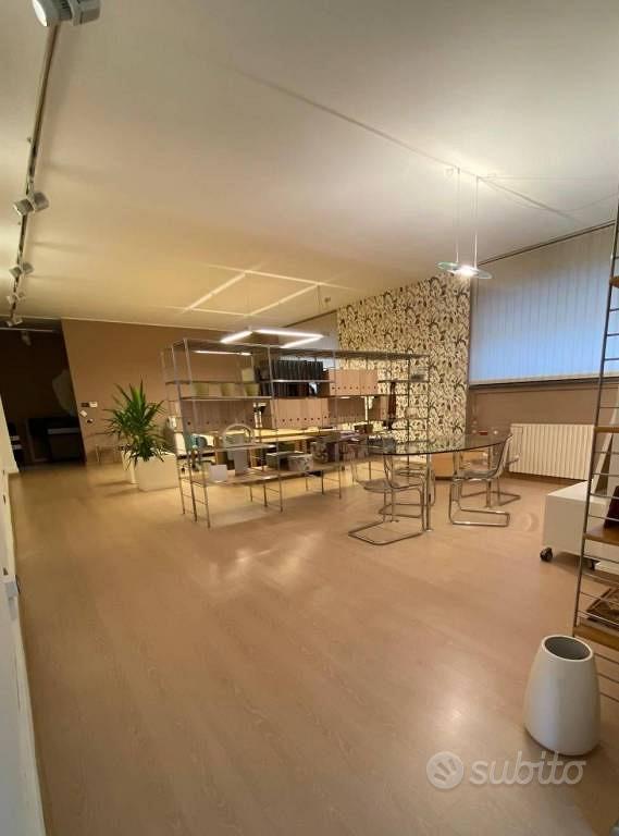 Immobile di 83 m² con 1 locale a Lecco - Vista 4