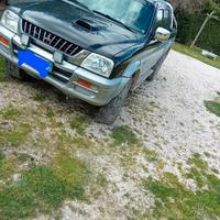 Mitsubishi l200 (2019-->) - 2001