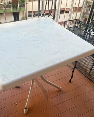 Tavolo quadrato per esterno