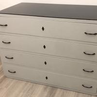 Como' in legno massello vintage con vetro nero